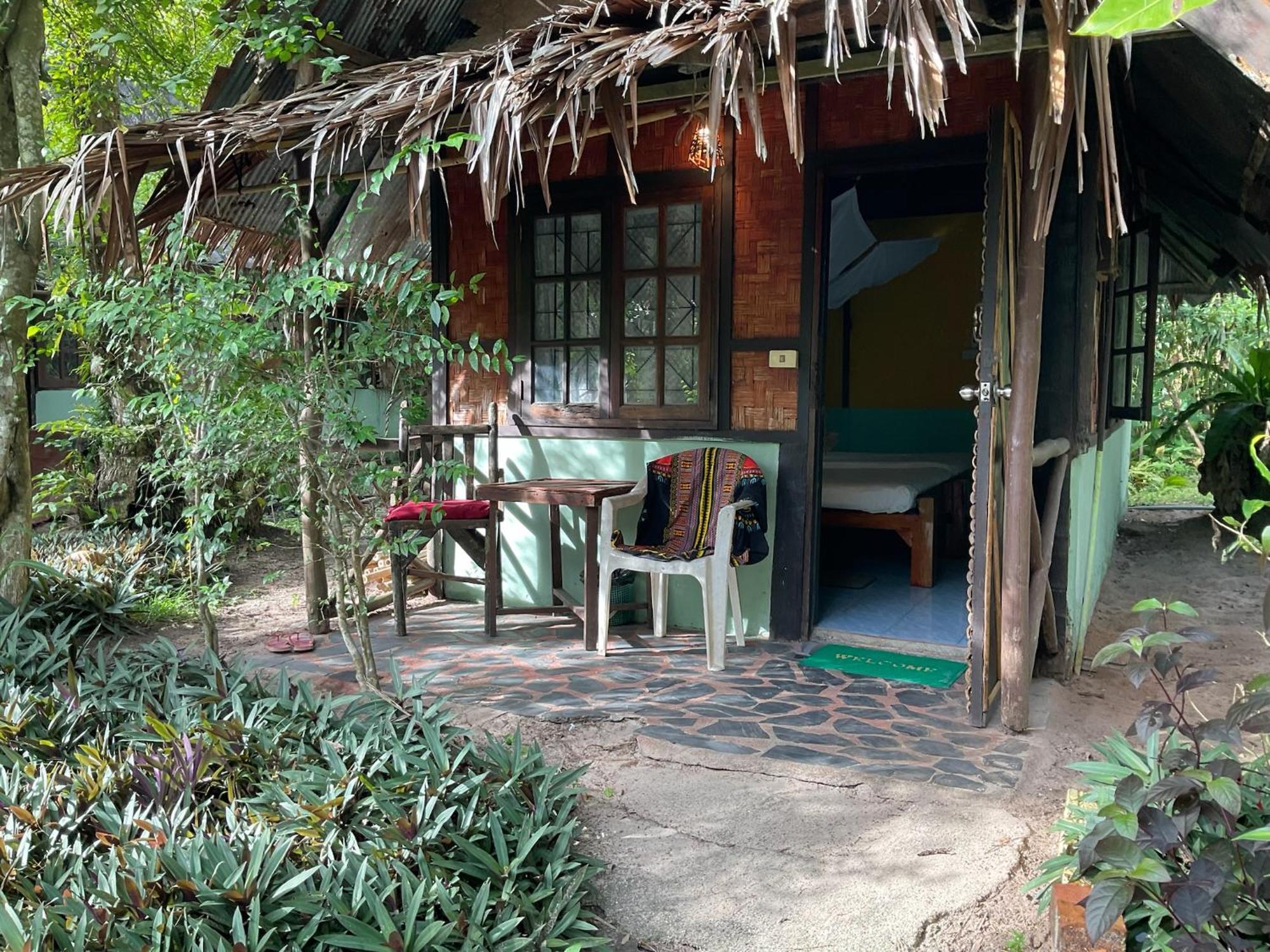 Hotel Dawn Of Happiness Ao Nam Mao Exterior foto